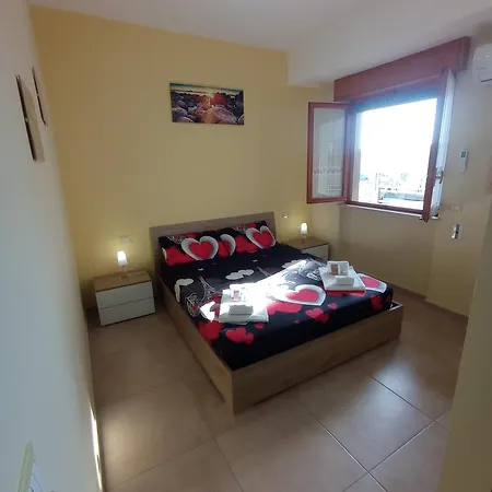Lungomare Galilei 3* غالّيبولي
