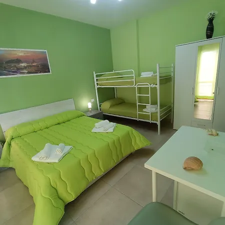 Lungomare Galilei Couette-café 3*