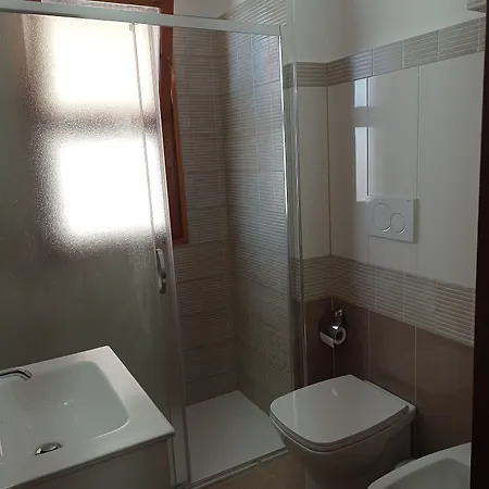 فندق مبيت وإفطار Lungomare Galilei 3*