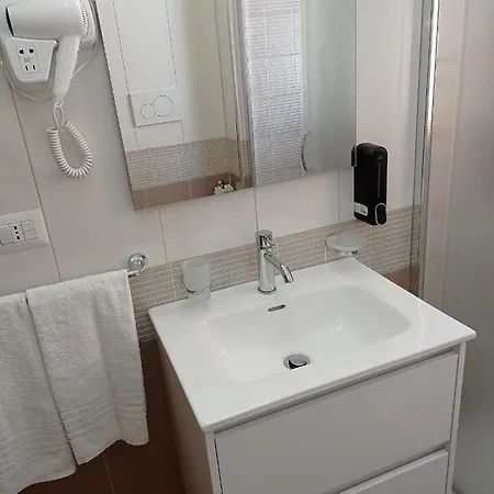 Lungomare Galilei 3* غالّيبولي