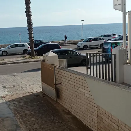 Lungomare Galilei Alojamento de Acomodação e Pequeno-almoço
