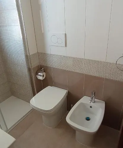 Lungomare Galilei فندق مبيت وإفطار غالّيبولي