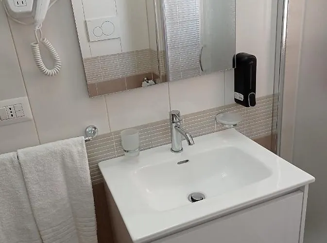 Lungomare Galilei 3* غالّيبولي