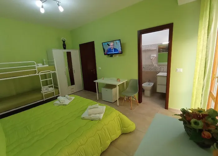 فندق مبيت وإفطار Lungomare Galilei 3*