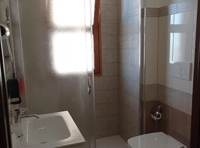 Lungomare Galilei فندق مبيت وإفطار 3*