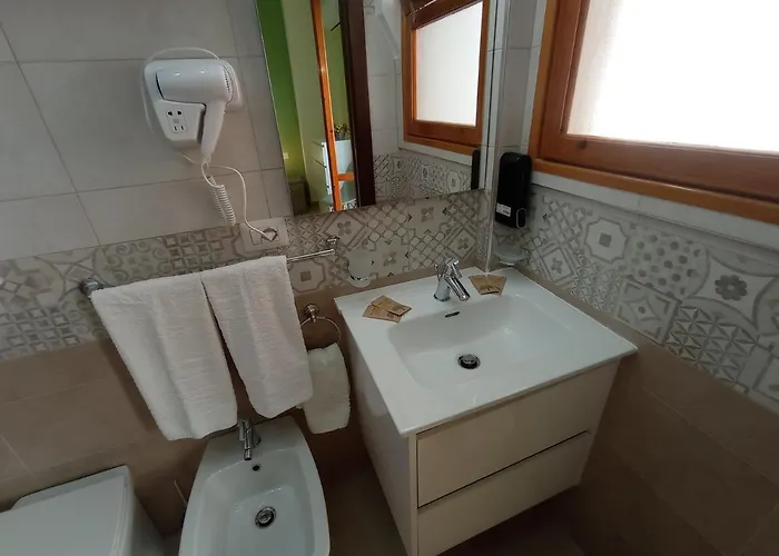 Lungomare Galilei فندق مبيت وإفطار غالّيبولي