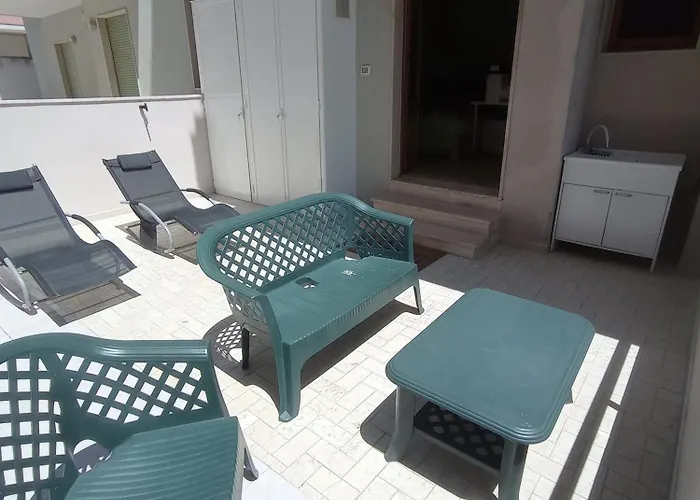 فندق مبيت وإفطار Lungomare Galilei 3*